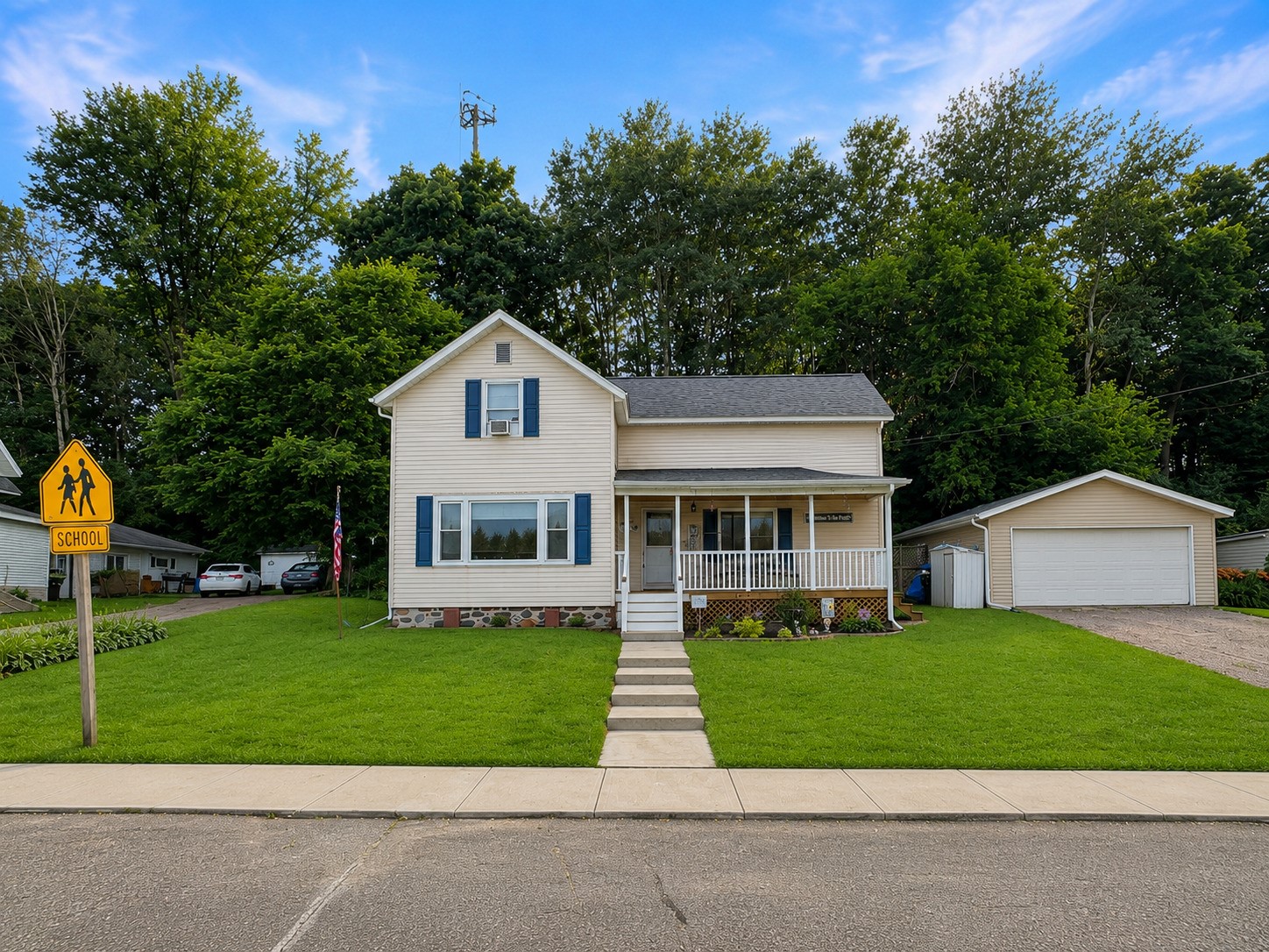 230 Huron Street Fairchild WI 54741 1603085 image3