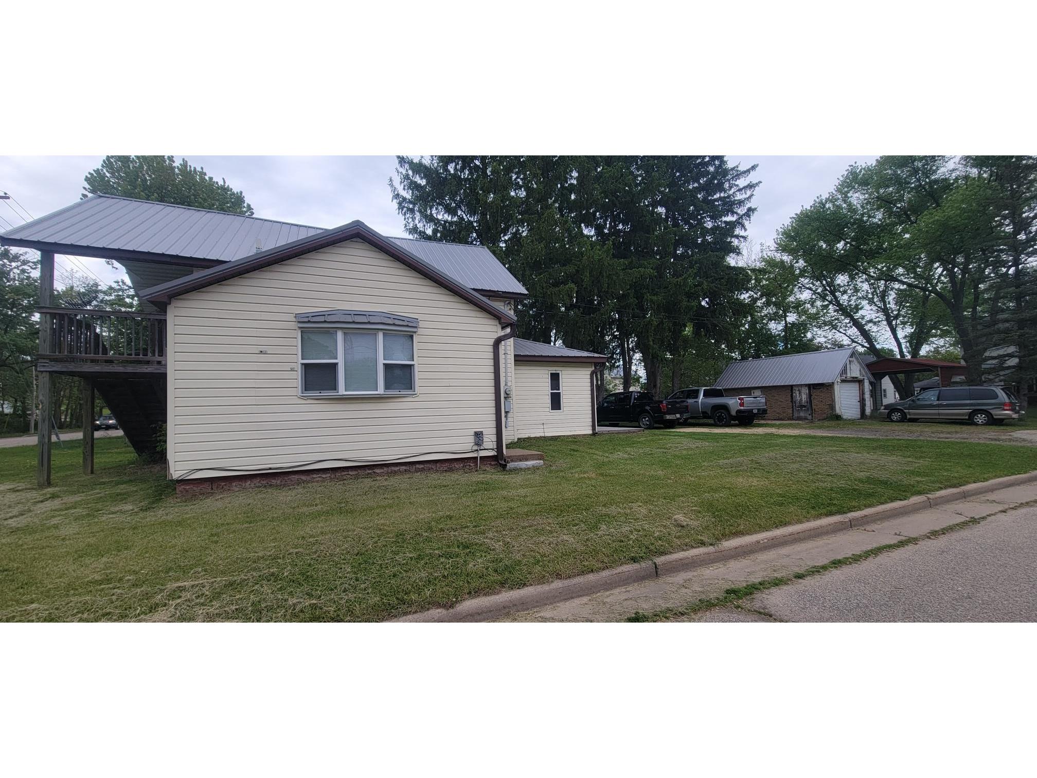230 S 3rd Street #2 Black River Falls WI 54615 1601463 image11