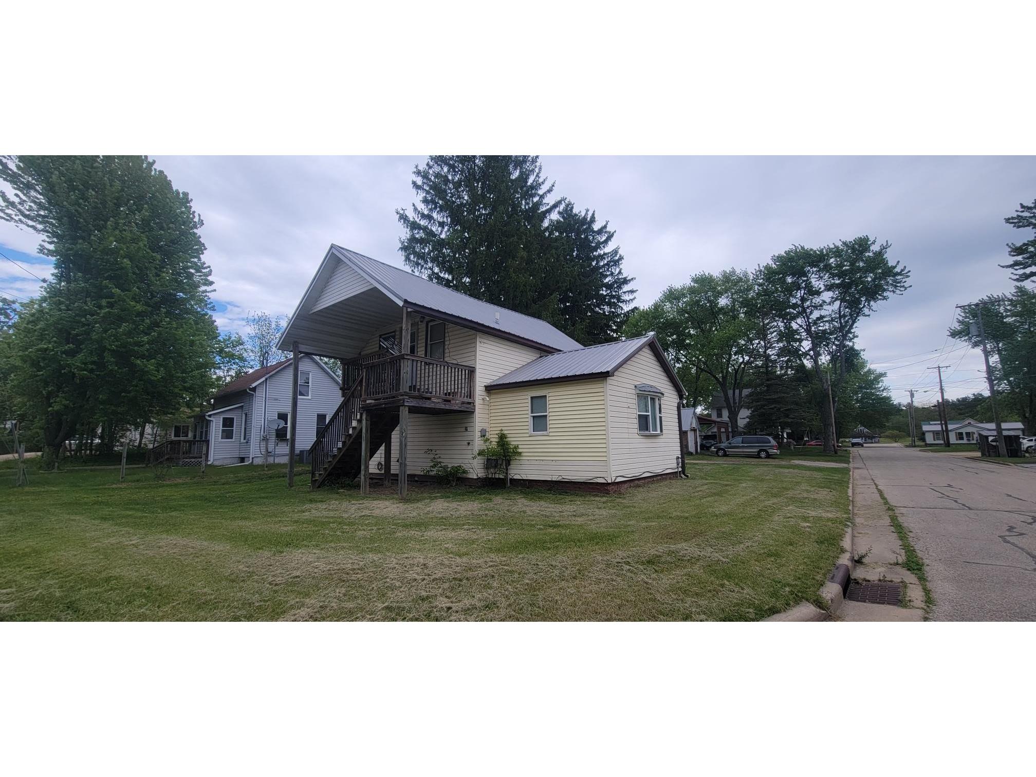 230 S 3rd Street #2 Black River Falls WI 54615 1601463 image4