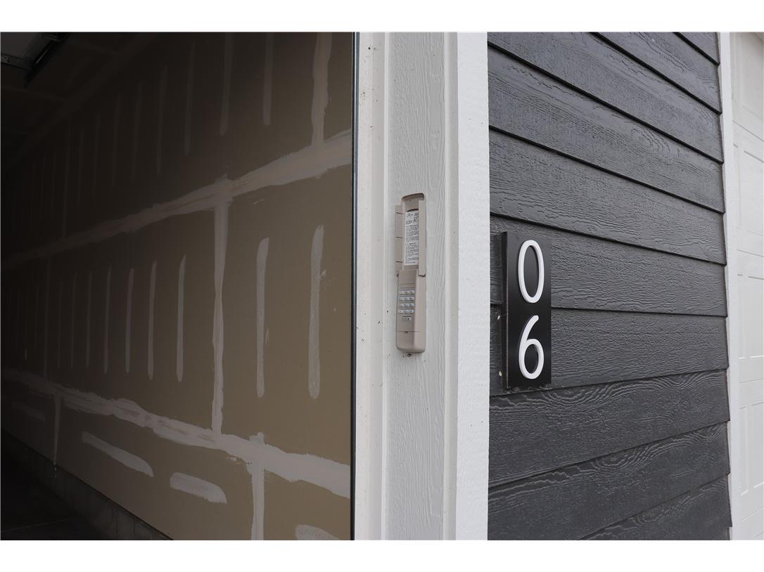 2301 Lake Road #3-7 9-12 Altoona WI 54720 1595102 image11