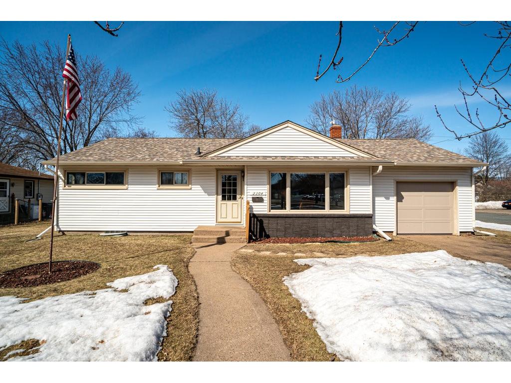 2304 Hayden Avenue Altoona WI 54720 1571935 image1