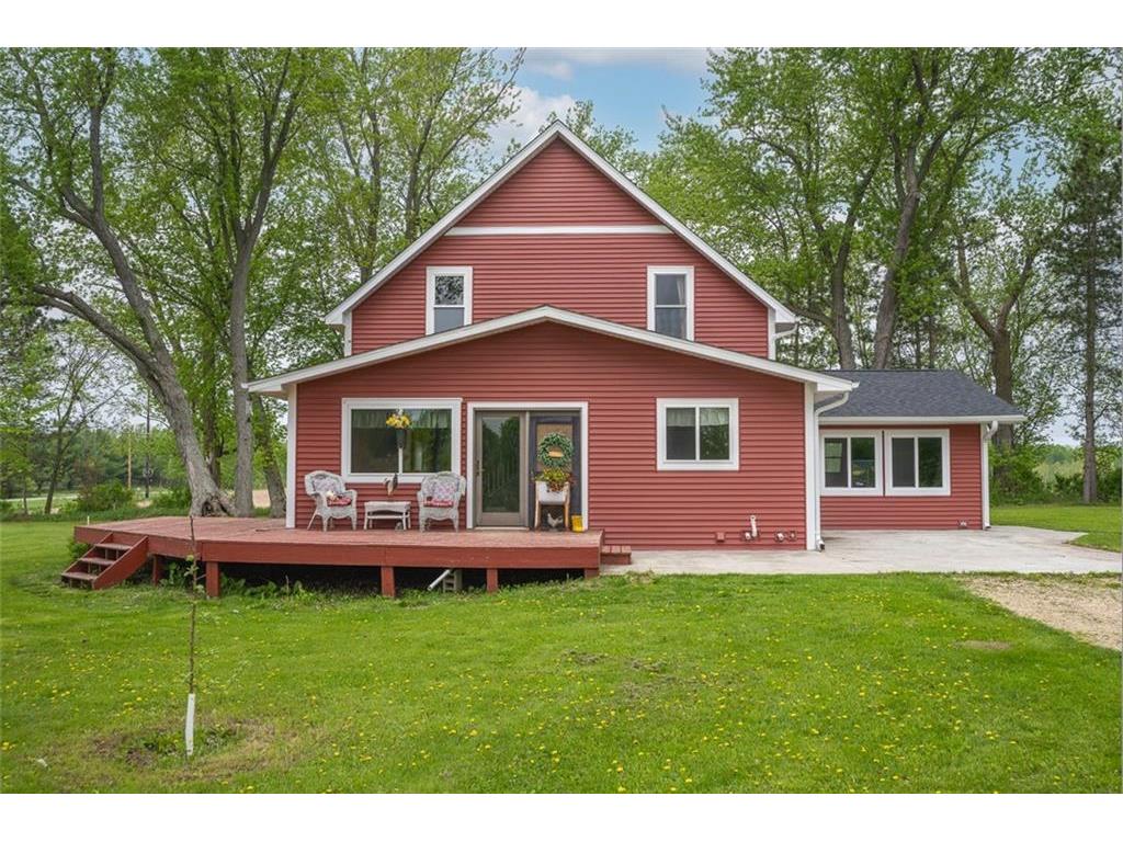 231 25th Avenue, Clear Lake, WI 54005 MLS 1573276 Edina Realty