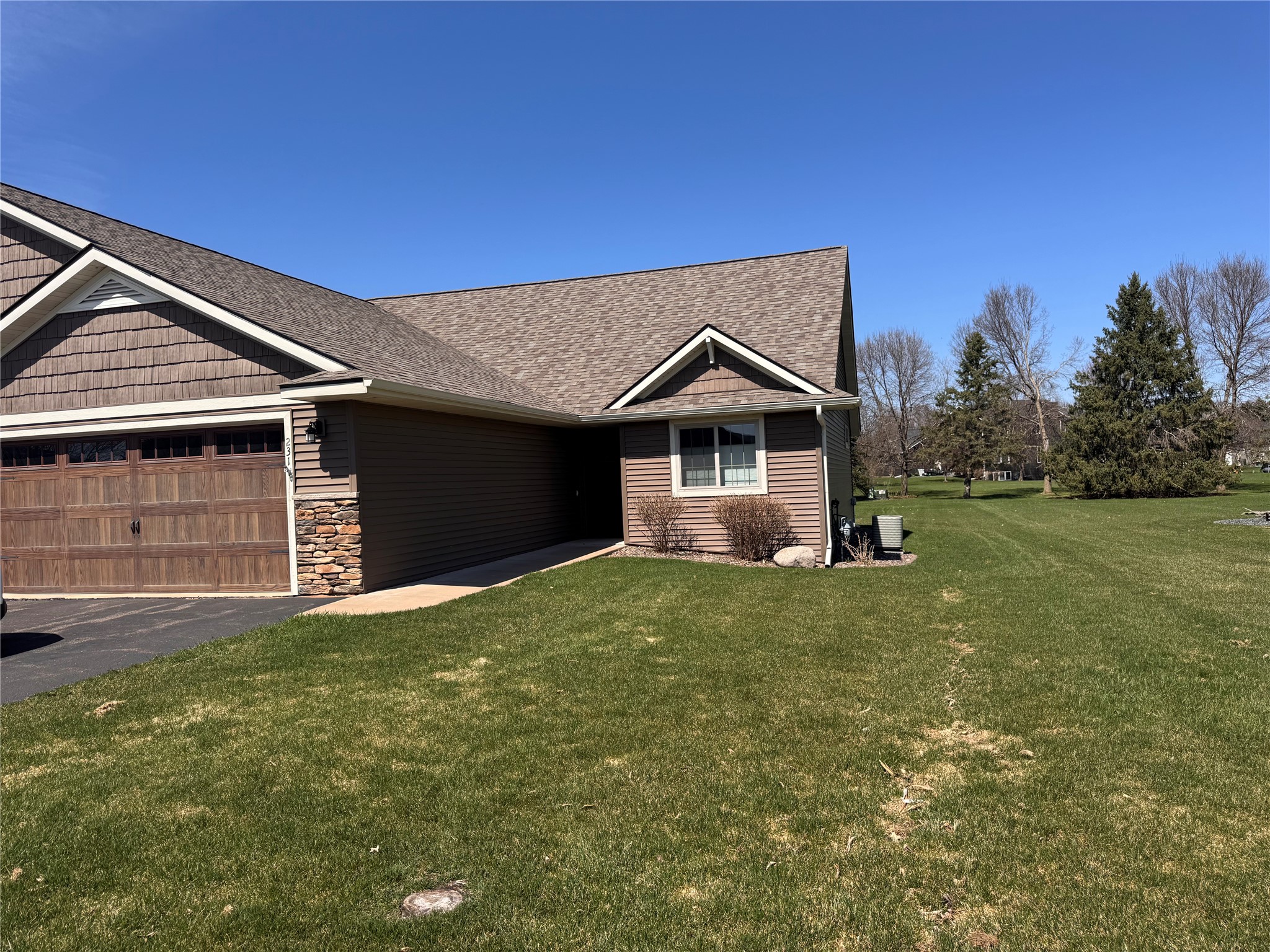 231 E Thomas Street Rice Lake WI 54868 1600292 image1