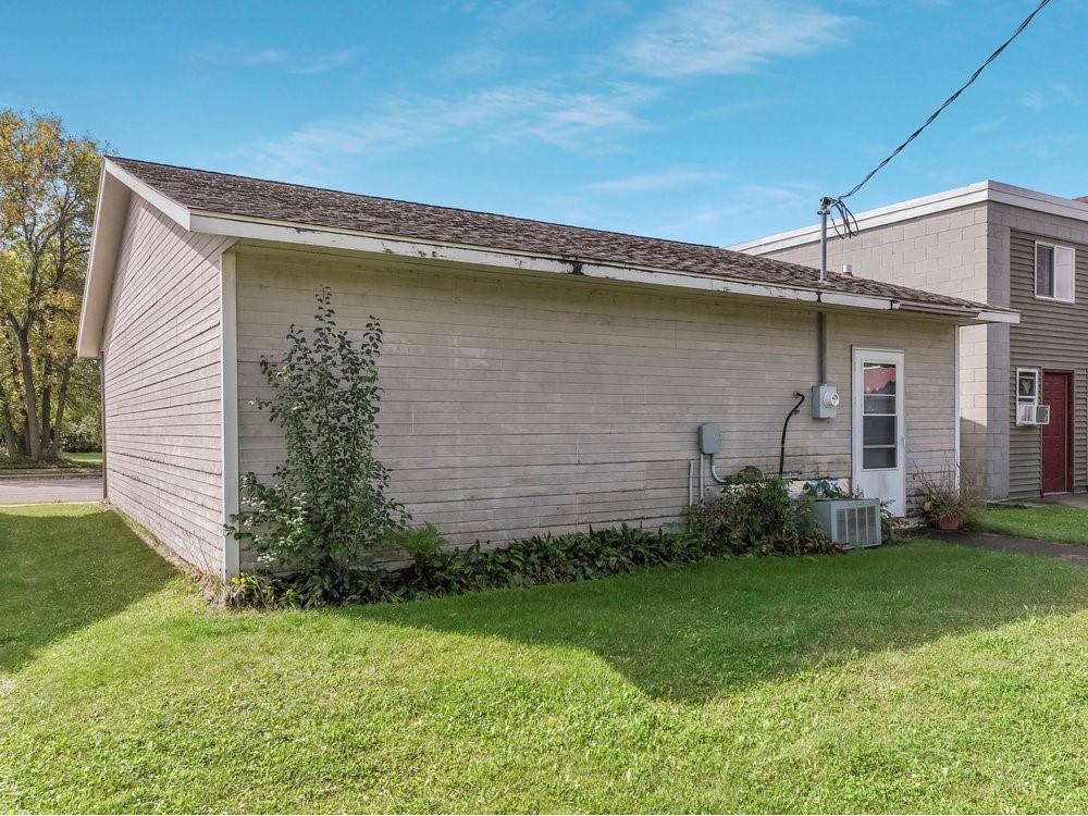 231 W Dallas Street Dallas WI 54733 1595816 image28