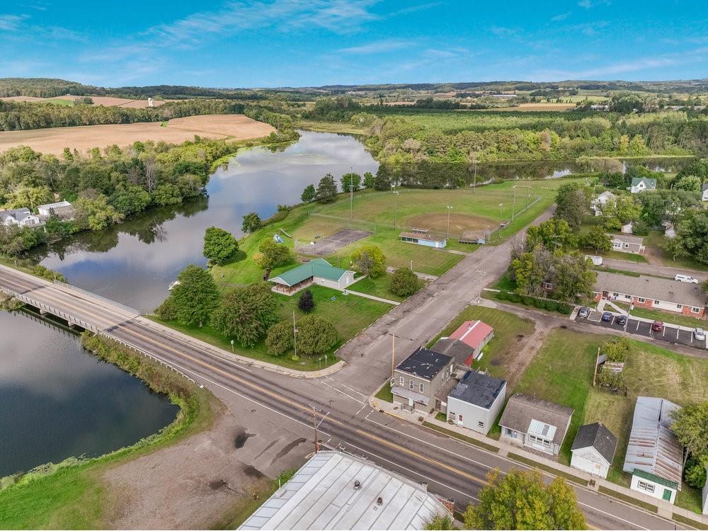 231 W Dallas Street Dallas WI 54733 1595816 image32