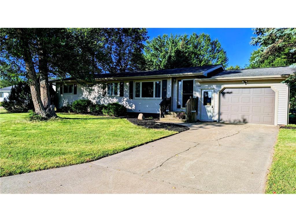 2314 8th Avenue Bloomer WI 54724 1585545 image1