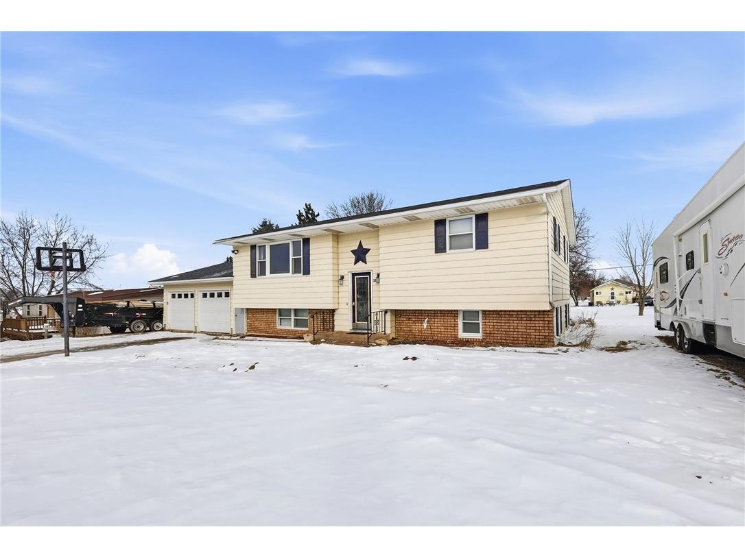 232 E Md Street Cadott WI 54727 1597842 image2