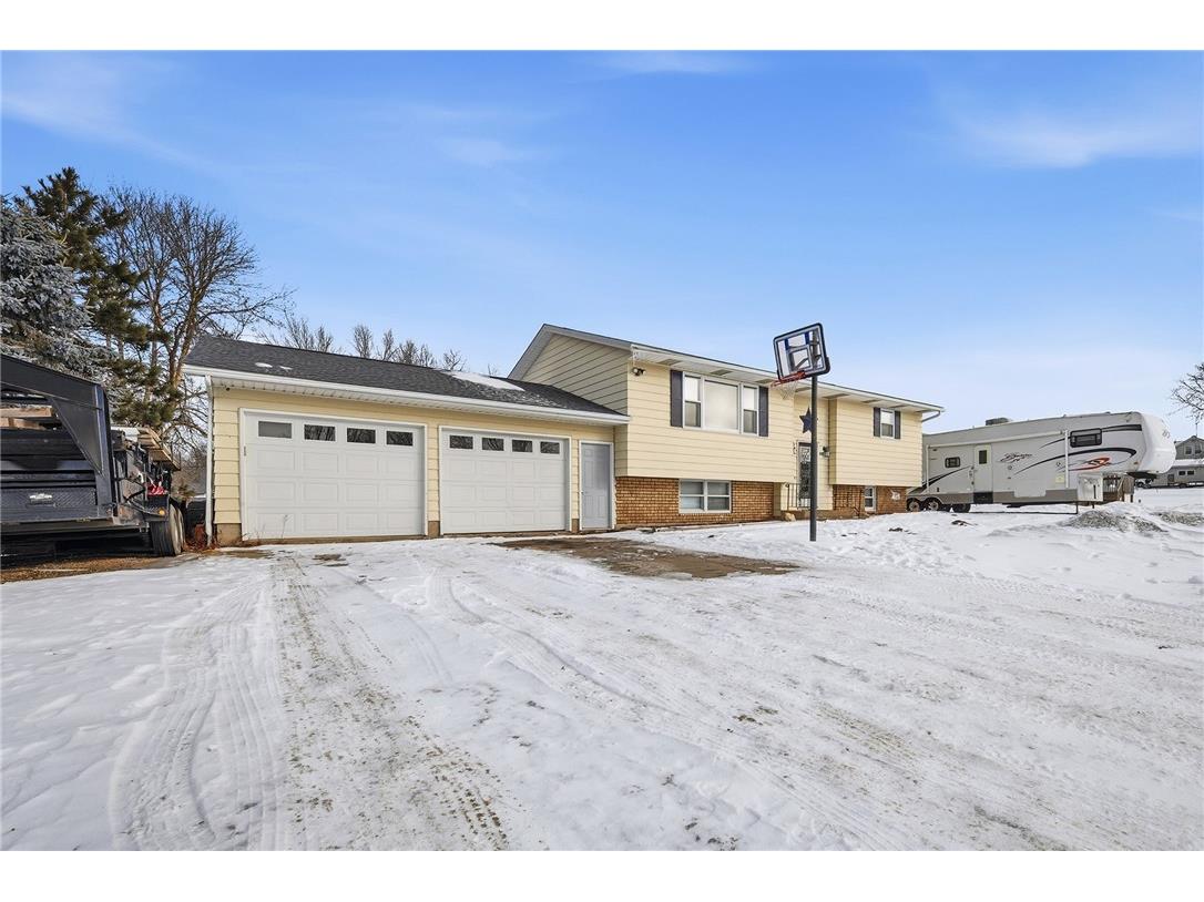 232 E Md Street Cadott WI 54727 1597842 image3