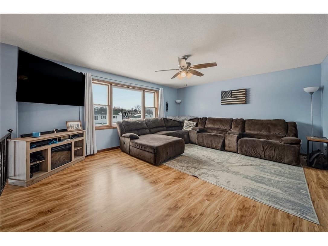 232 E Md Street Cadott WI 54727 1597842 image8