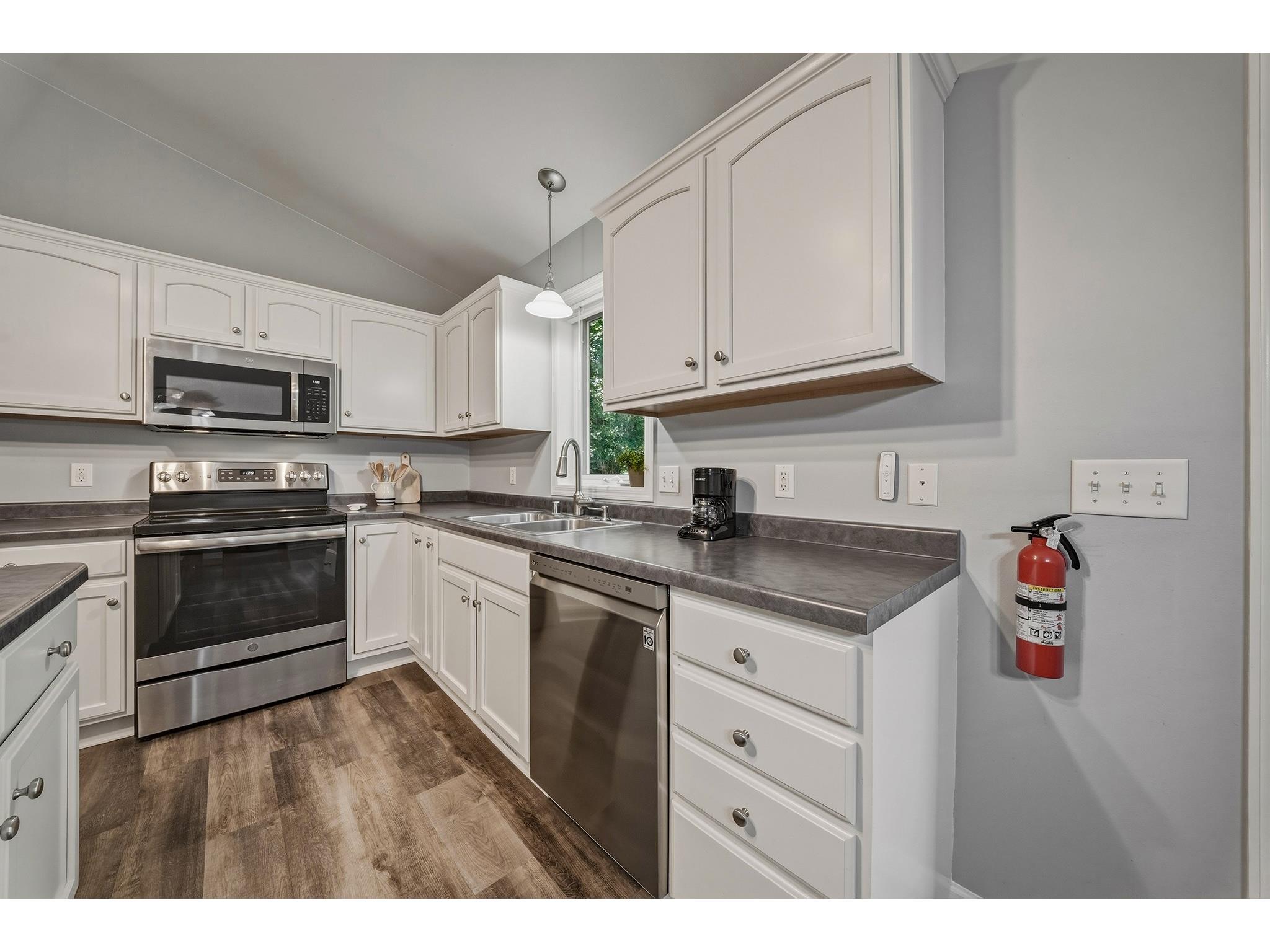 232 Lamans Lane Eau Claire WI 54703 1602970 image16