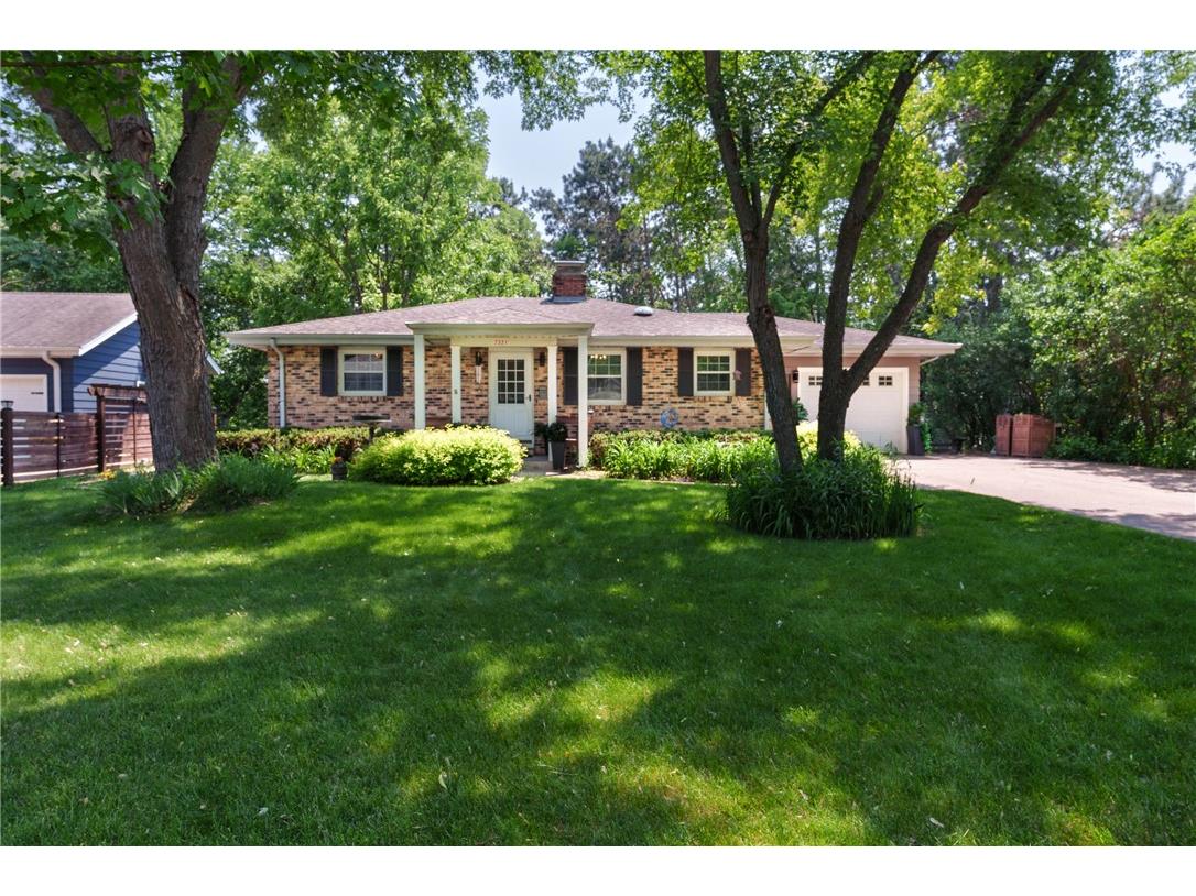 2321 Cleveland Street Eau Claire WI 54703 1593326 image1