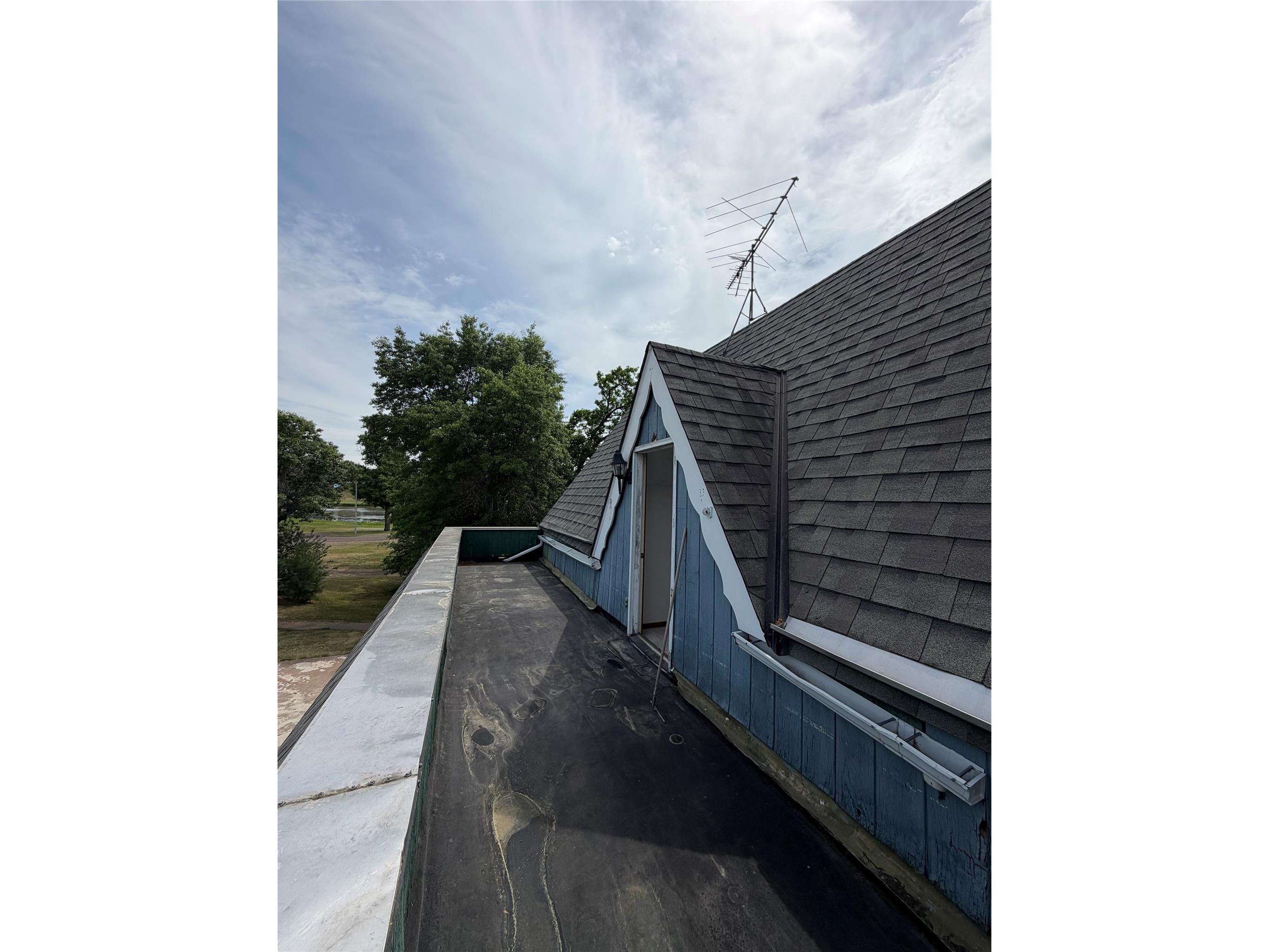 233 N Park Street Grantsburg WI 54840 1601868 image24