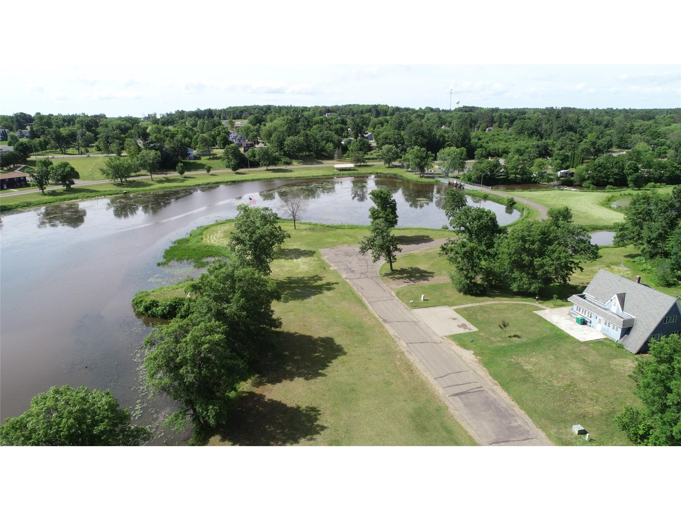 233 N Park Street Grantsburg WI 54840 1601868 image31
