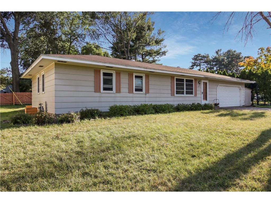 2335 Daniels Avenue Altoona WI 54720 1585591 image1