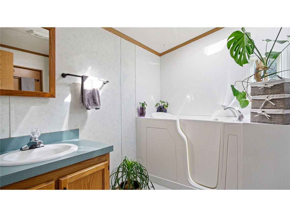 23603 & 23587 69th Avenue Cadott WI 54727 1591004 image10