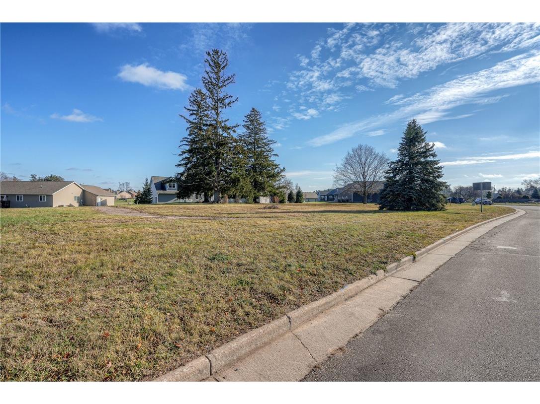 2364 St Andrews Drive Altoona WI 54720 1587596 image4