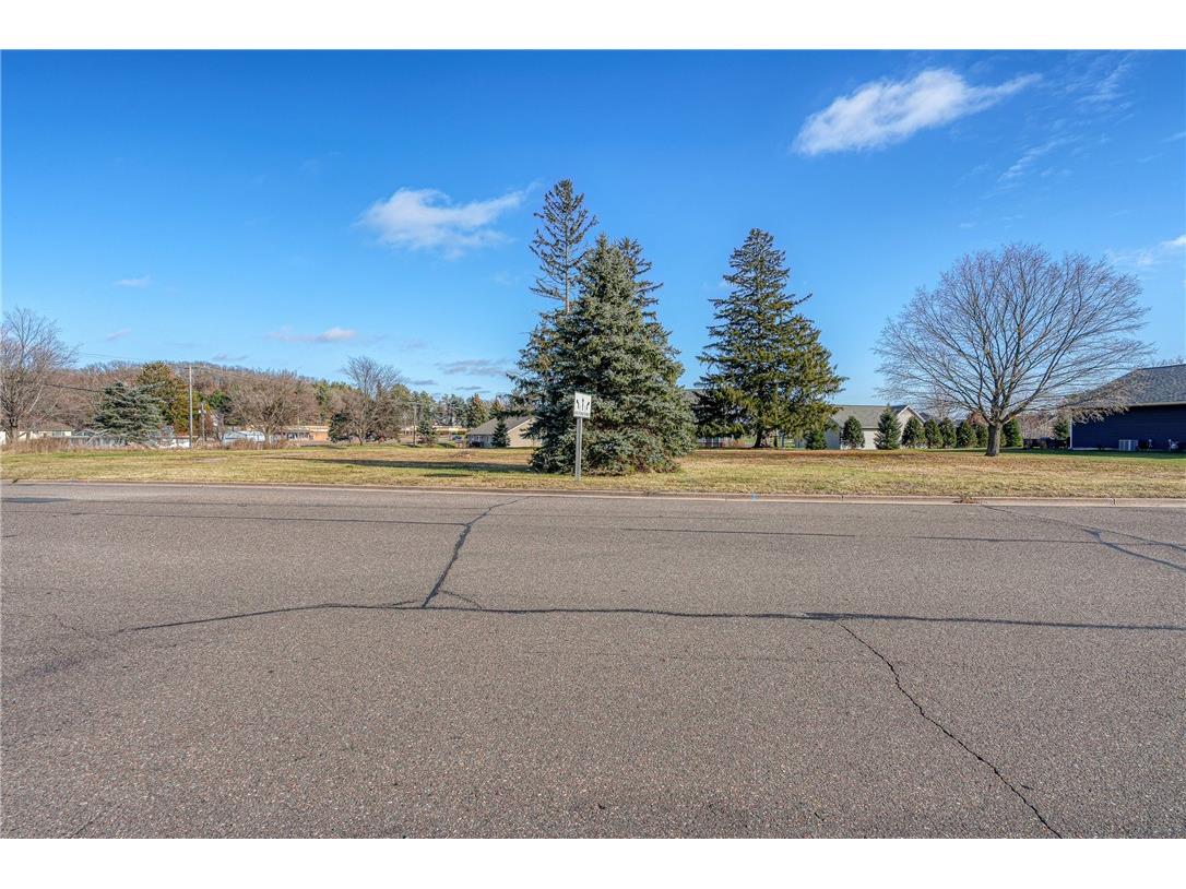 2364 St Andrews Drive Altoona WI 54720 1587596 image5