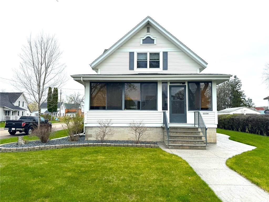 23794 Jefferson Street Independence WI 54747 1581473 image1