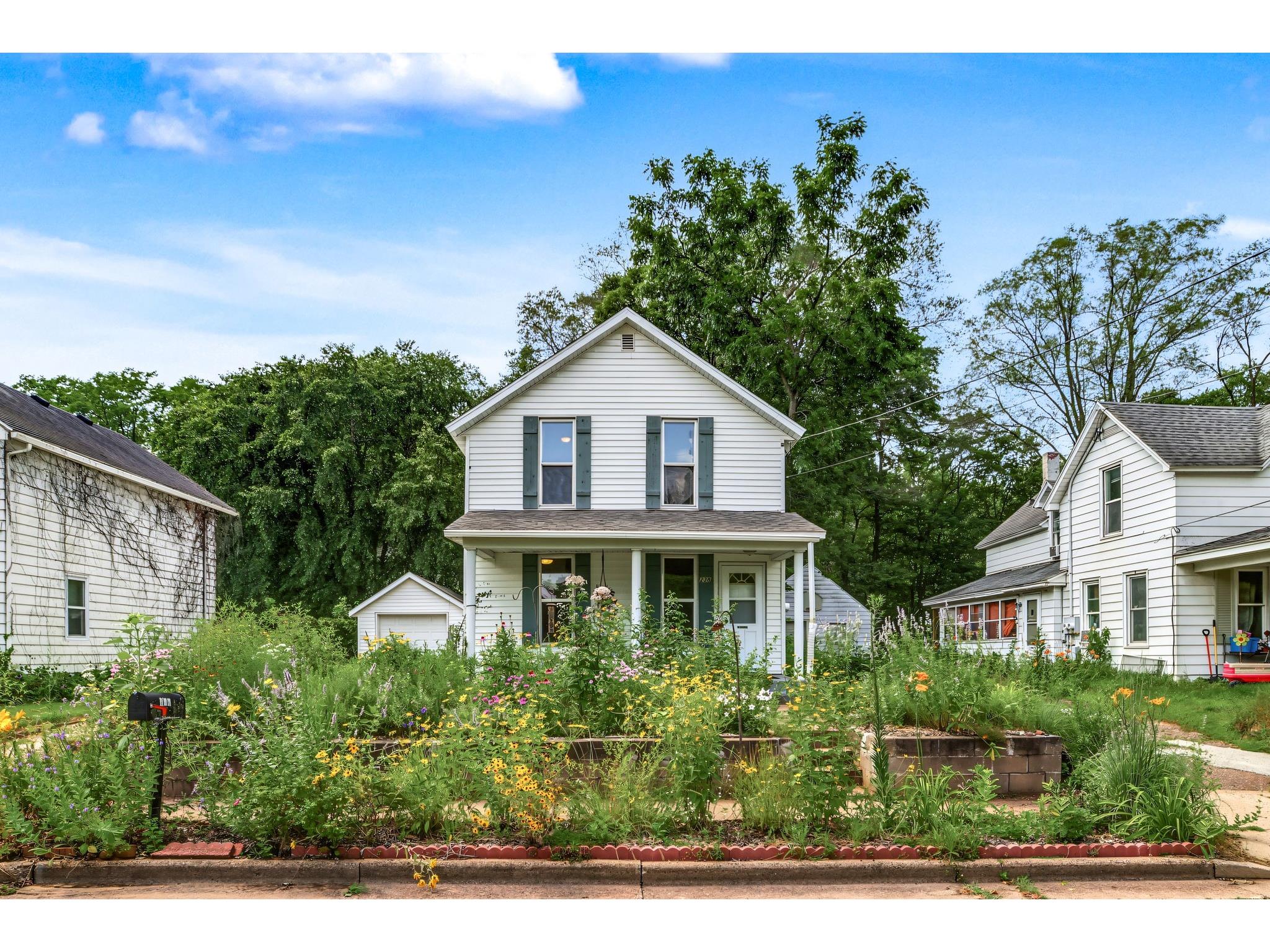 238 Illinois Street Eau Claire WI 54703 1603408 image1