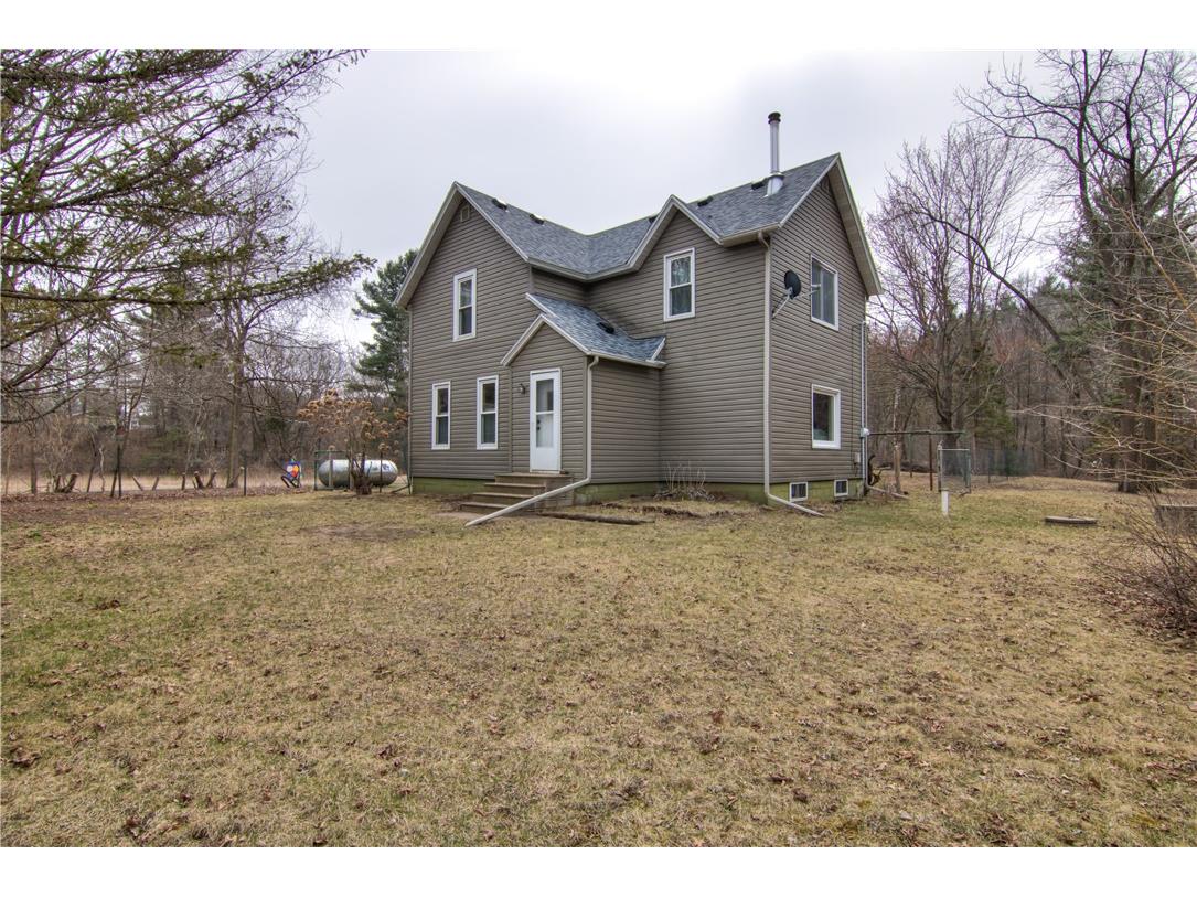 2397 W Silver Spring Drive Eau Claire WI 54701 - LOWES CREEK 1590096 image1