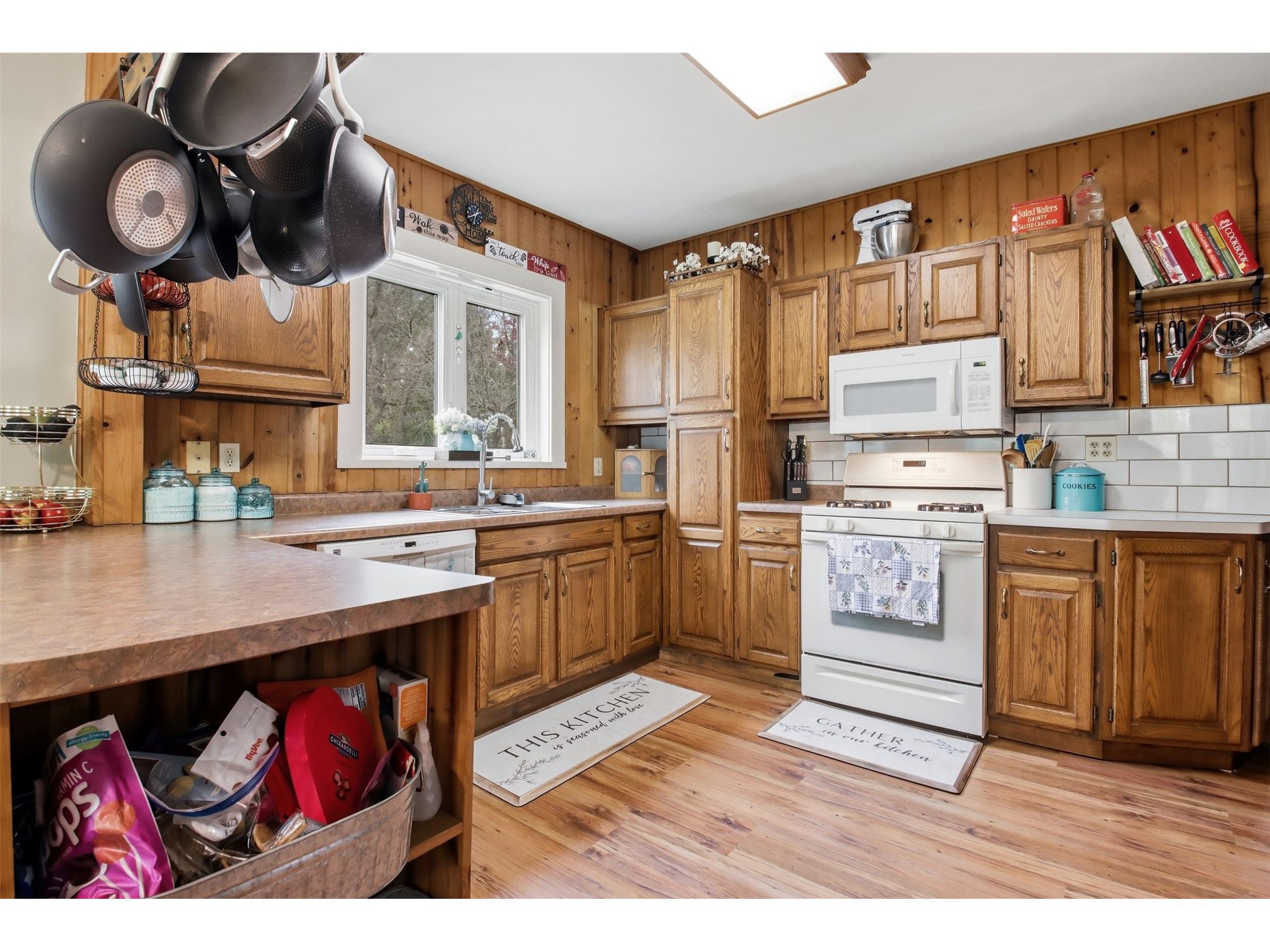 2397 W Silver Spring Drive Eau Claire WI 54701 - LOWES CREEK 1600635 image5