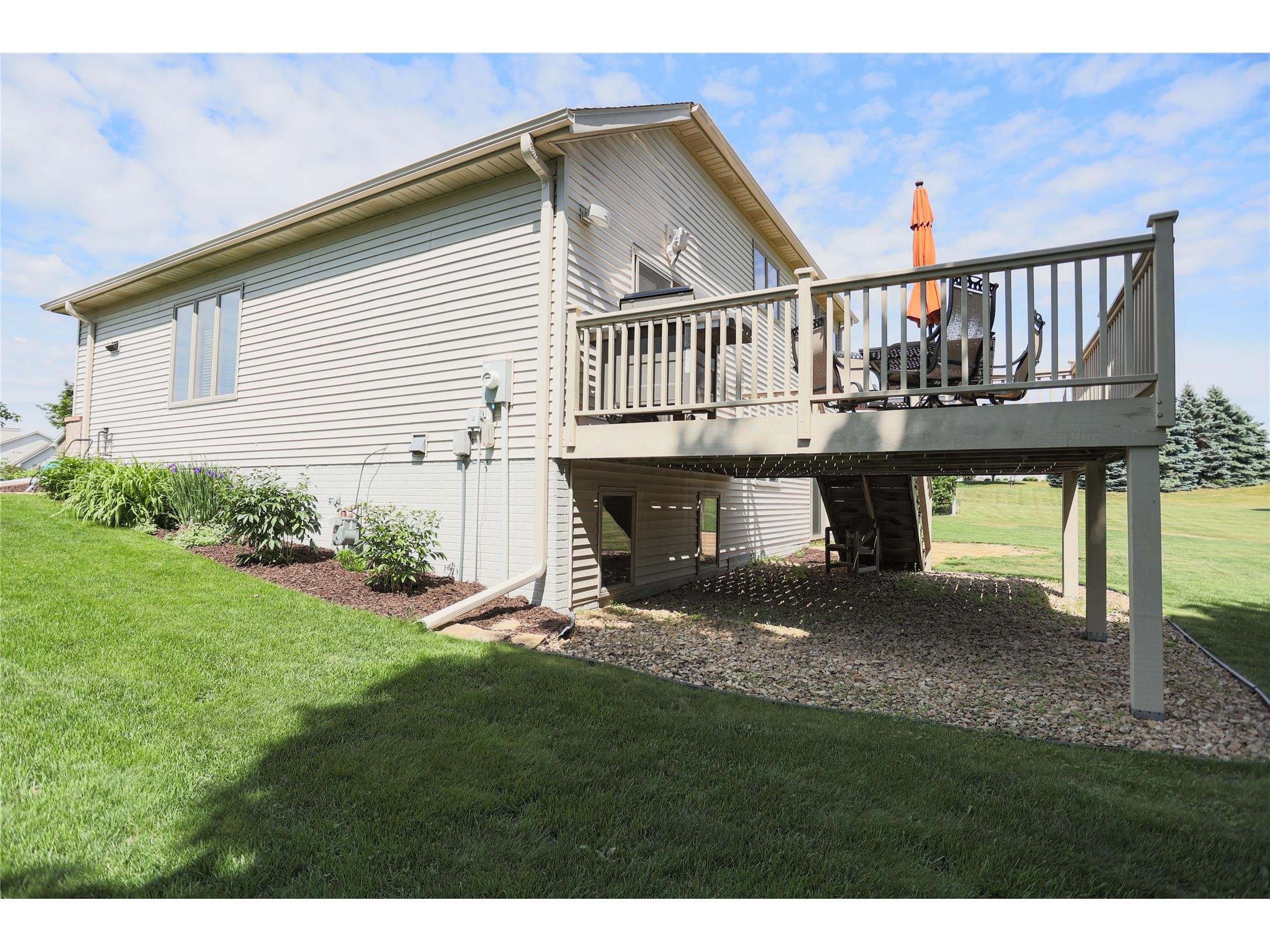 2400 Emerald Bend Hudson WI 54016 1601816 image10