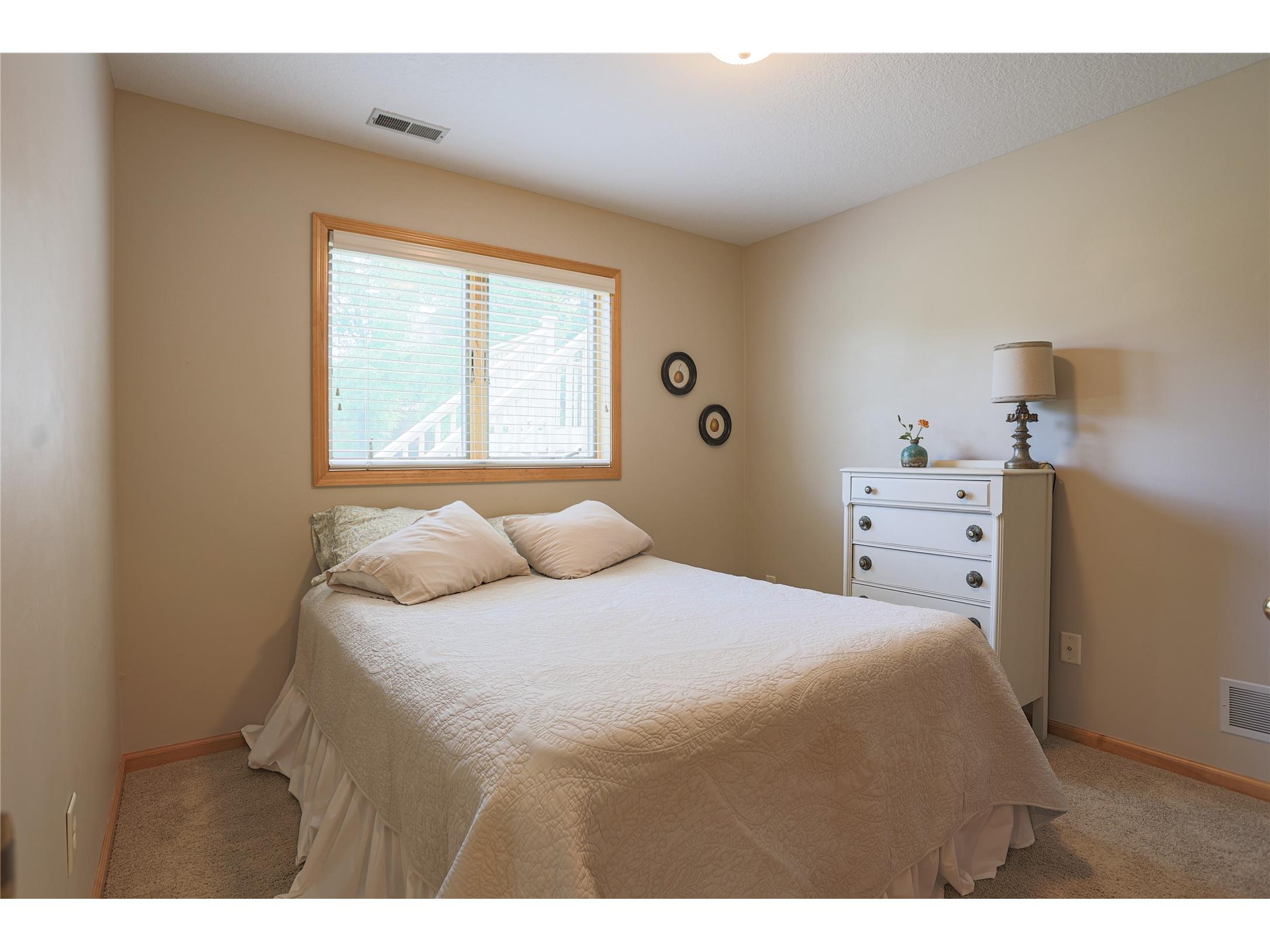 2400 Emerald Bend Hudson WI 54016 1601816 image26