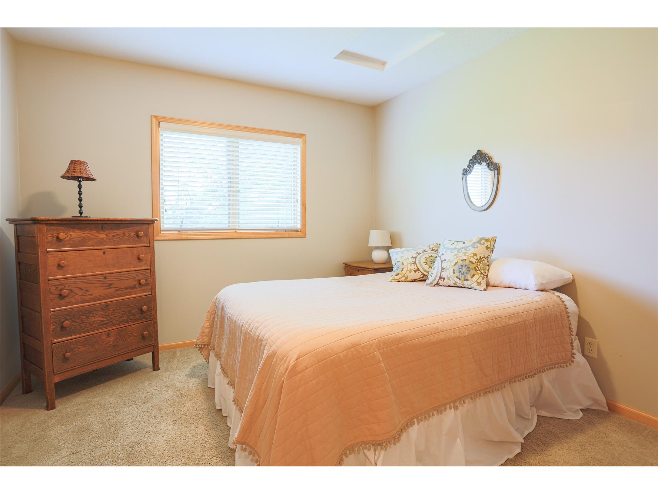 2400 Emerald Bend Hudson WI 54016 1601816 image35