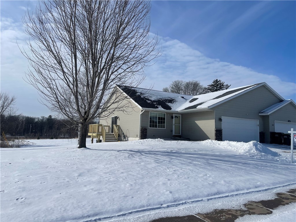 2409 Ridgewood Street Menomonie WI 54751 1587964 image1