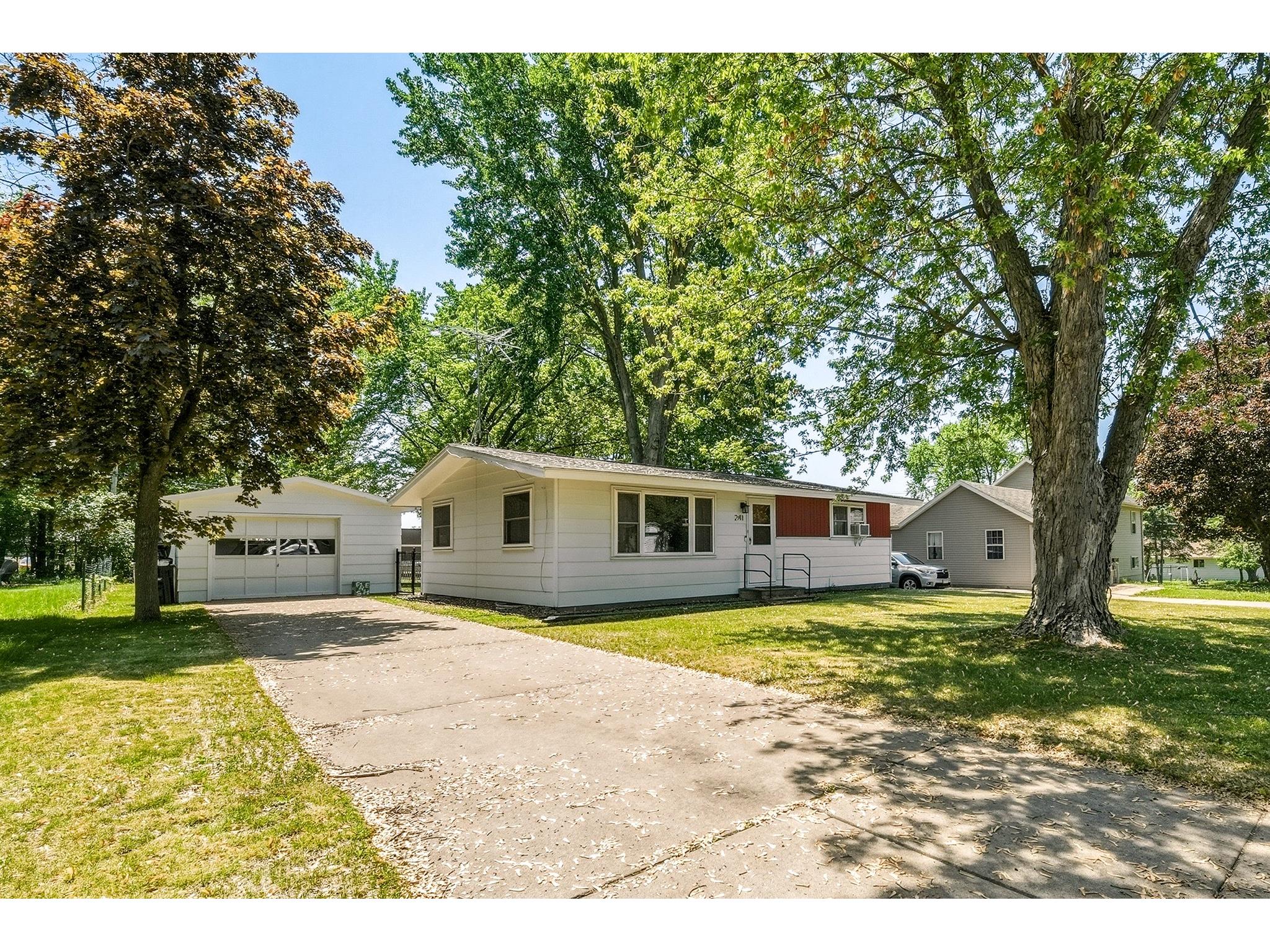 241 1st Avenue Chippewa Falls WI 54729 1601504 image1
