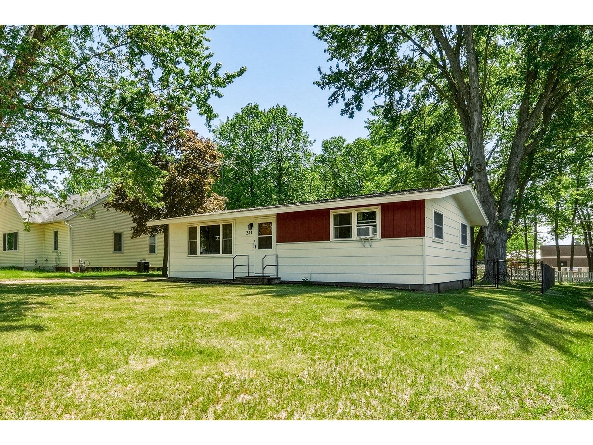 241 1st Avenue Chippewa Falls WI 54729 1601504 image3