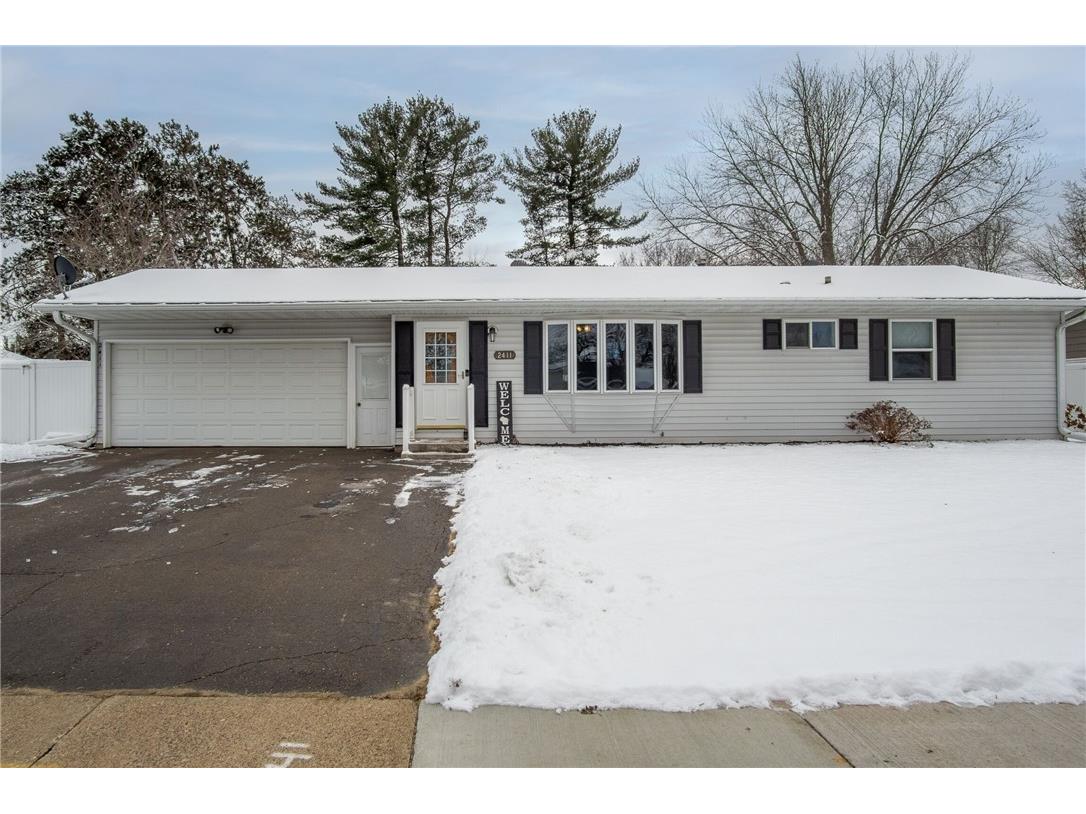 2411 Daniels Avenue Altoona WI 54720 1579552 image1