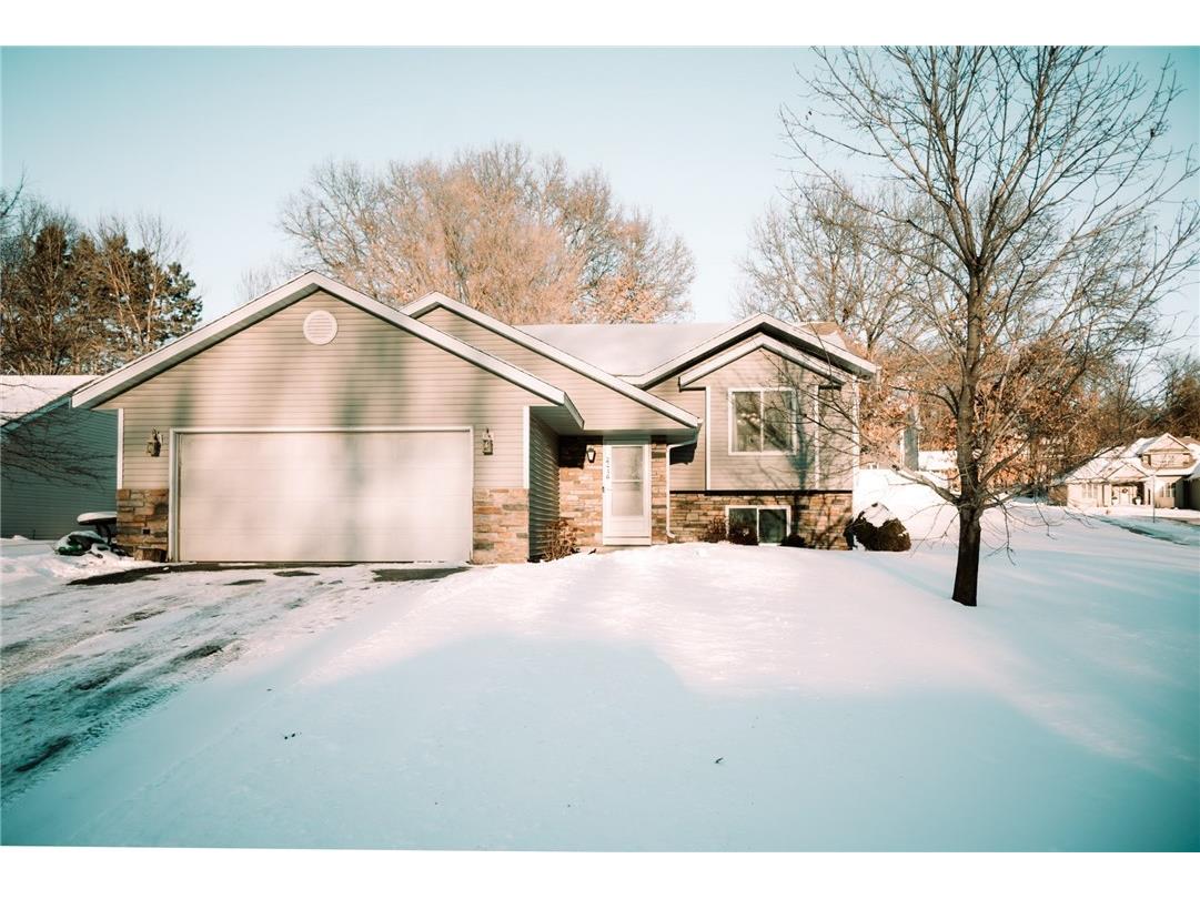 2418 Kenora Parkway Eau Claire WI 54703 1588925 image1