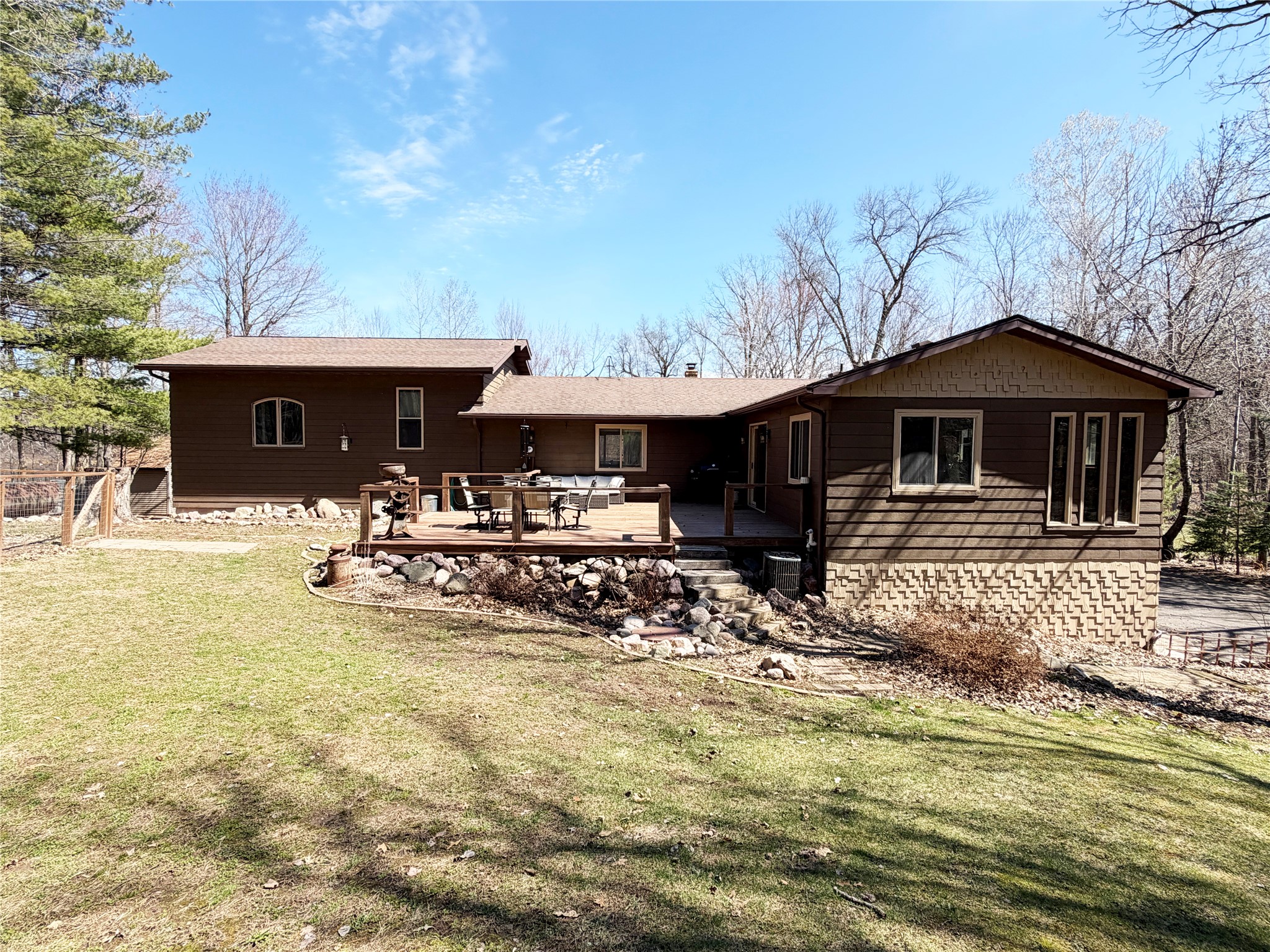 2425 27 1/2 Street Rice Lake WI 54868 - MINNOW 1599892 image1