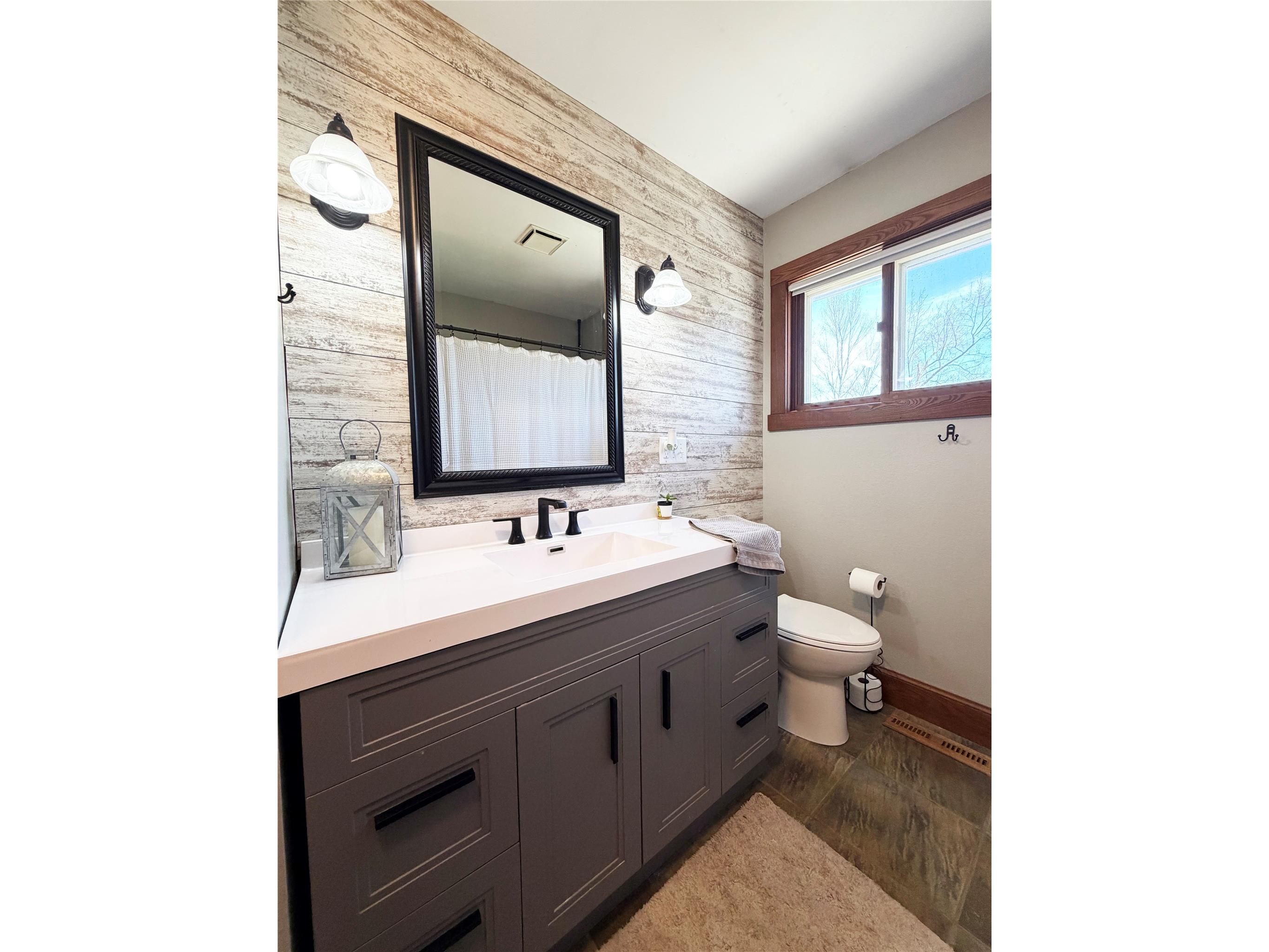 2425 27 1/2 Street Rice Lake WI 54868 - MINNOW 1599892 image34