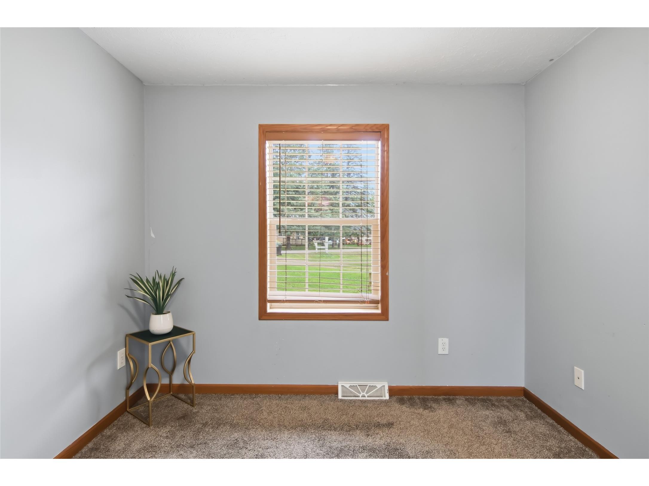 2433 15 1/4 Avenue Rice Lake WI 54868 1602666 image17