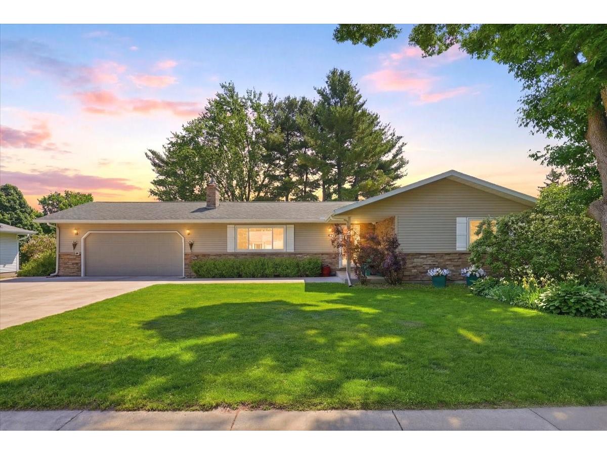 2439 14th Street Eau Claire WI 54703 1601424 image1