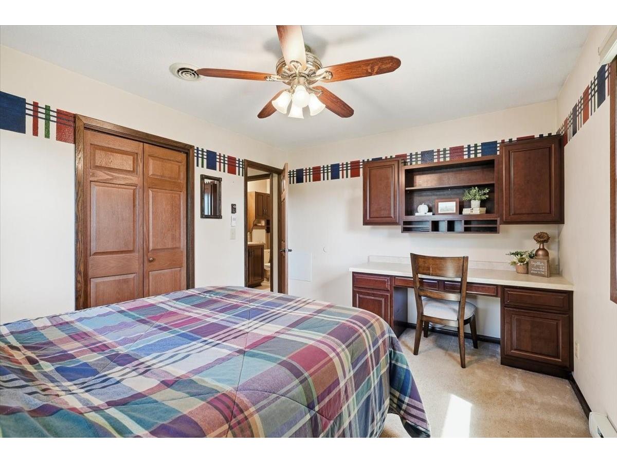 2439 14th Street Eau Claire WI 54703 1601424 image19