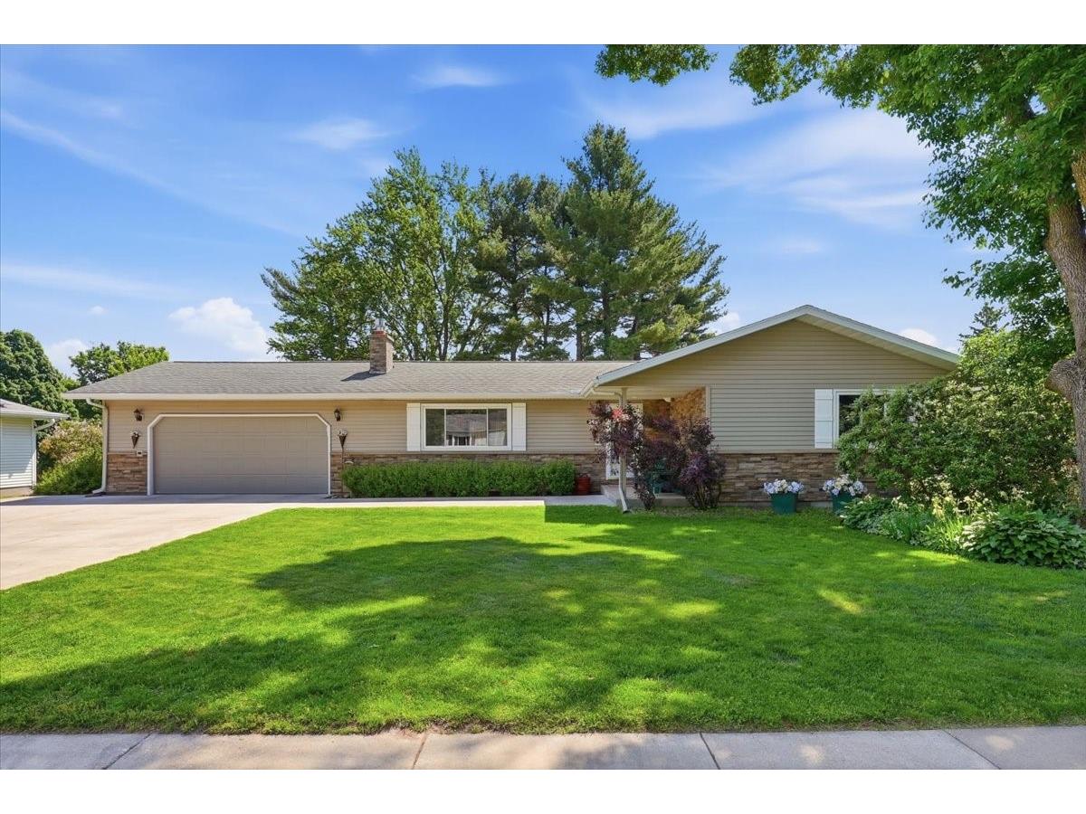 2439 14th Street Eau Claire WI 54703 1601424 image2