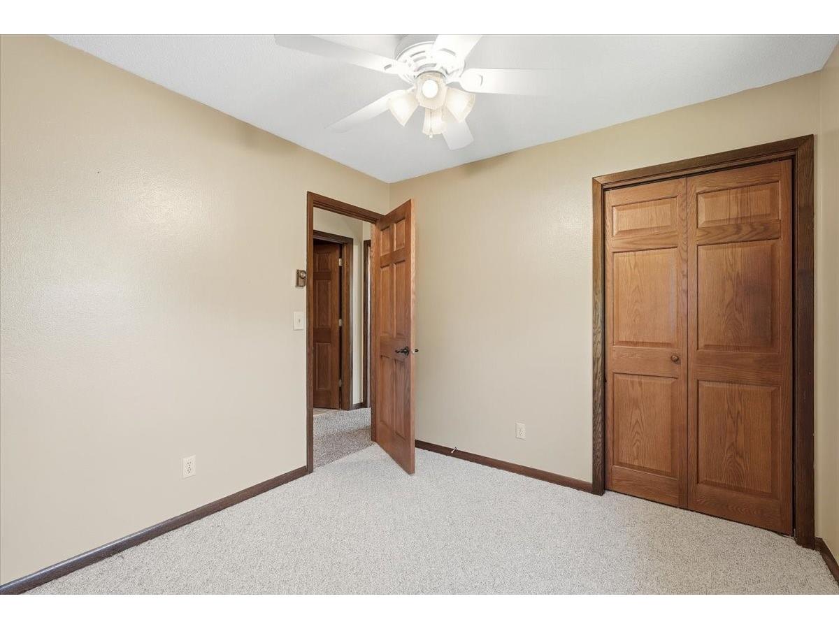 2439 14th Street Eau Claire WI 54703 1601424 image22