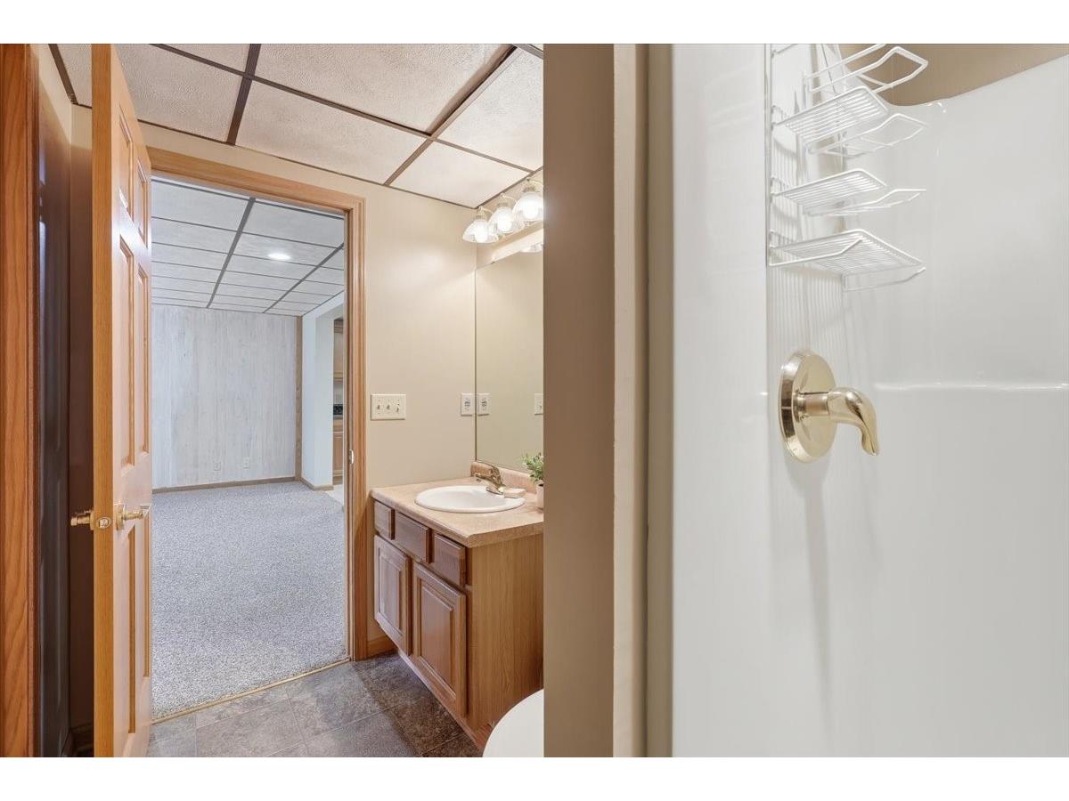 2439 14th Street Eau Claire WI 54703 1601424 image24