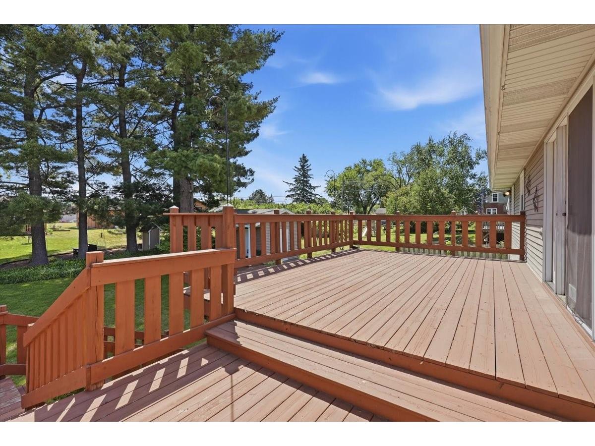 2439 14th Street Eau Claire WI 54703 1601424 image35