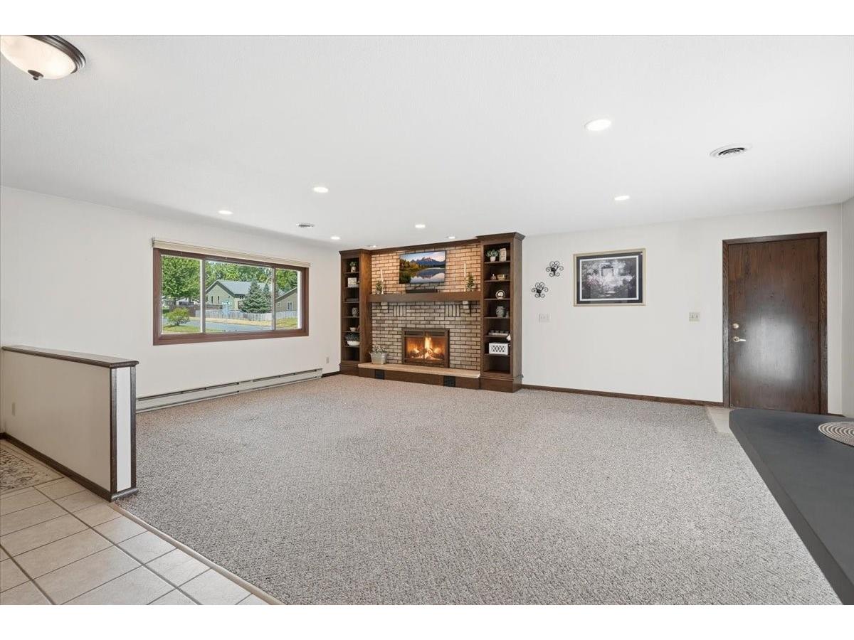 2439 14th Street Eau Claire WI 54703 1601424 image9