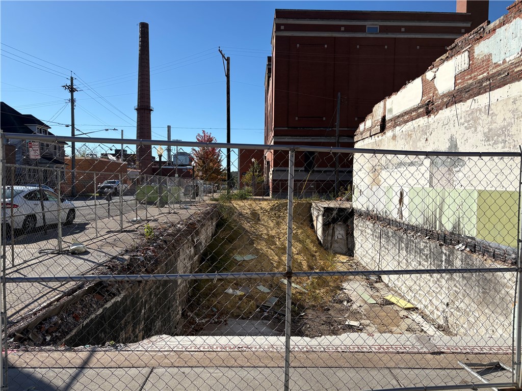 244 Main Street E Menomonie WI 54751 1596358 image1