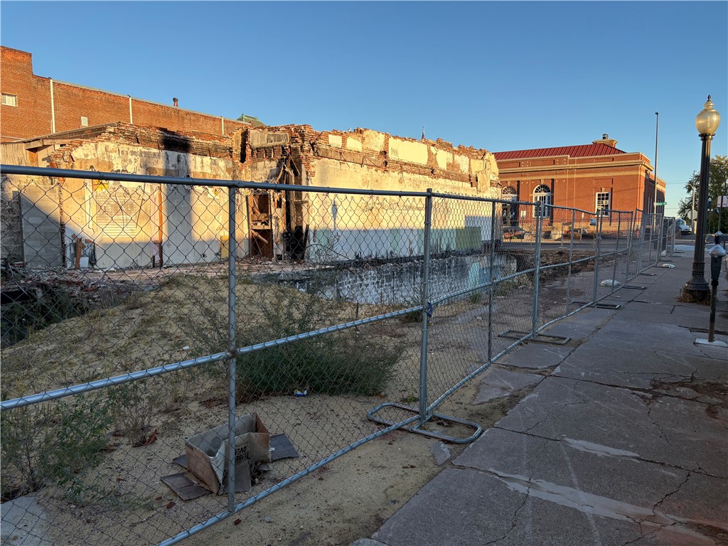 244 Main Street E Menomonie WI 54751 1596358 image7