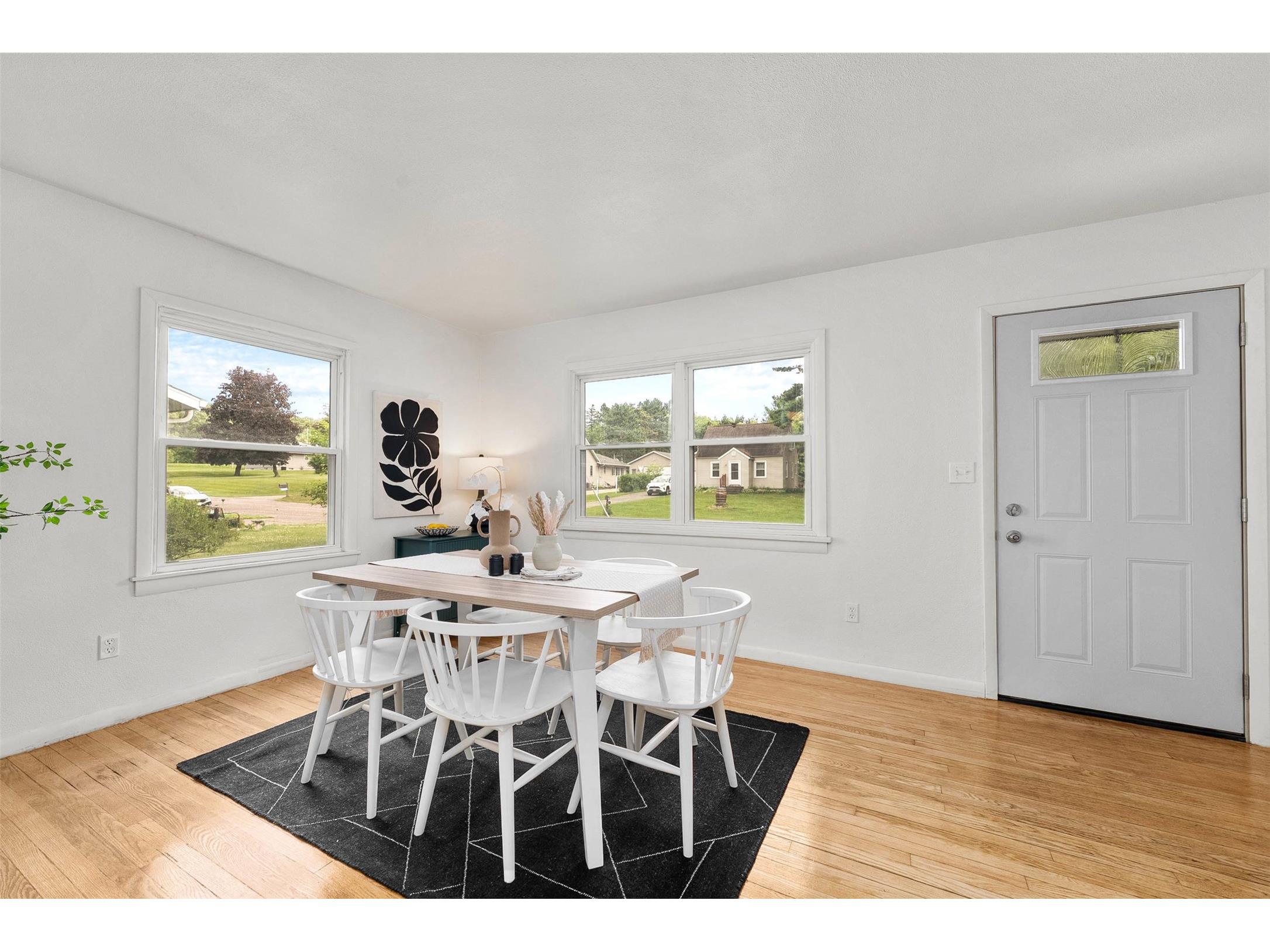 2440 Lasalle Street Eau Claire WI 54703 1602432 image4