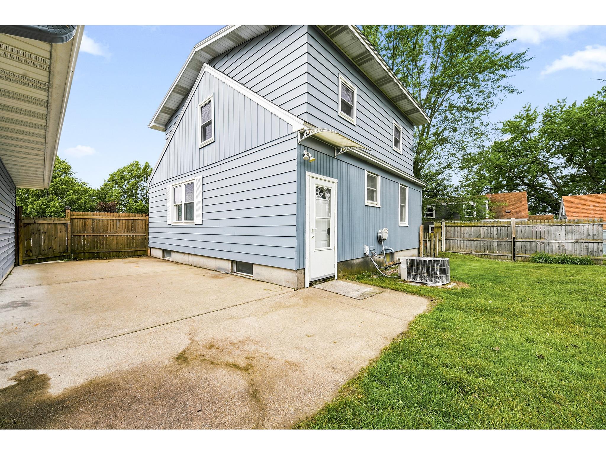2446 Marquette Street Eau Claire WI 54703 1603006 image10