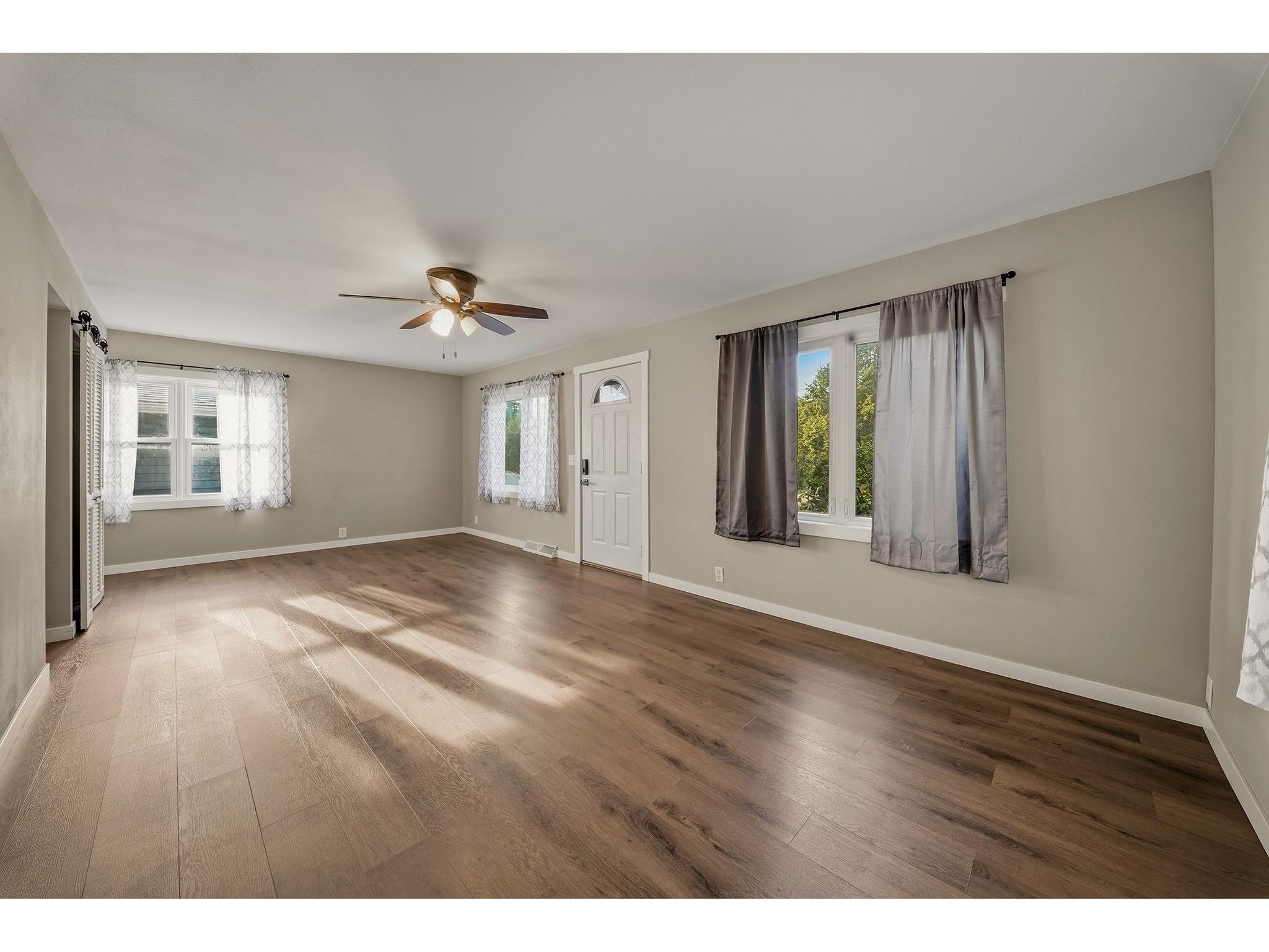 2446 Marquette Street Eau Claire WI 54703 1603006 image12