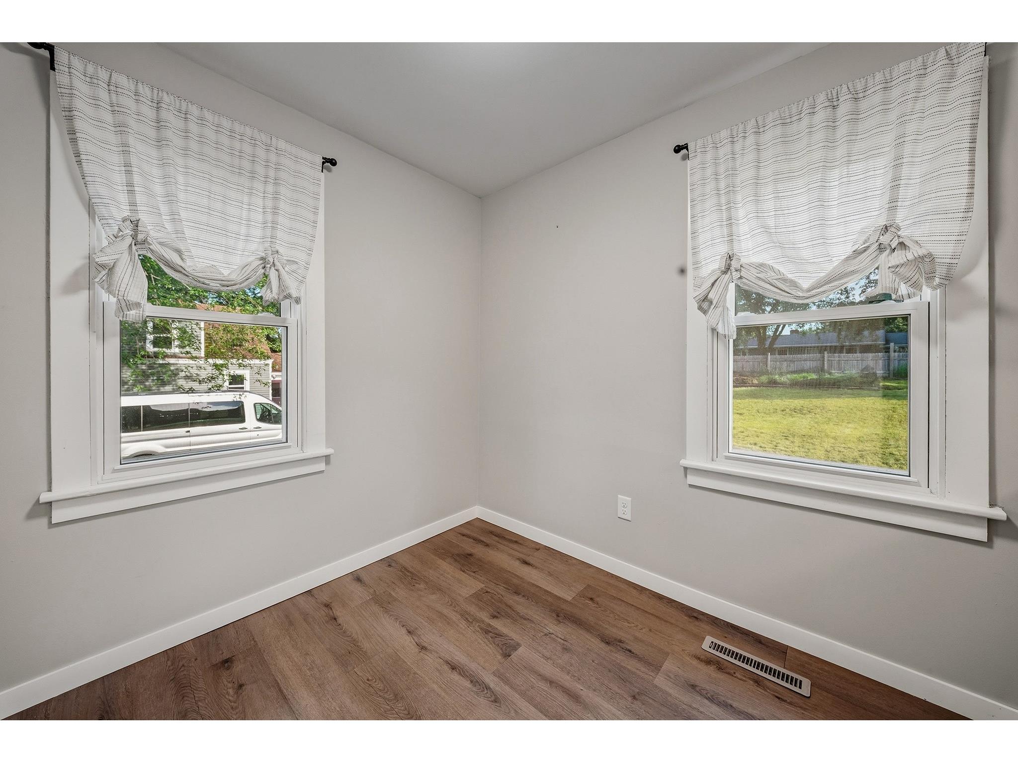 2446 Marquette Street Eau Claire WI 54703 1603006 image20