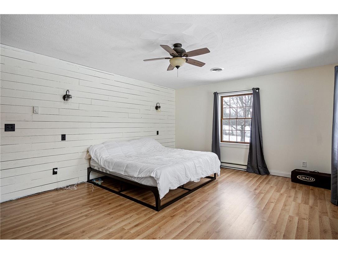 2447 50th Avenue Woodville WI 54028 1597282 image53